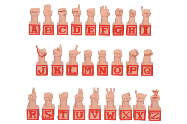 Game 1 - Figure and fingerspelling match