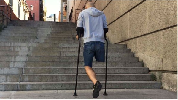 KMINA crutches
