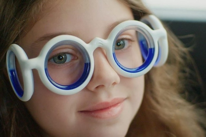 Girl wearing Eyes on Board glasses