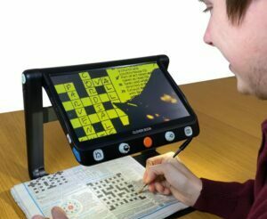 CloverBook lite video magnifier