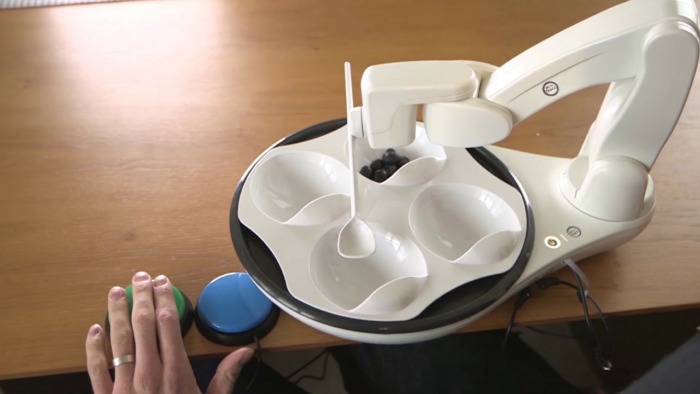 The Obi robotic feeding device